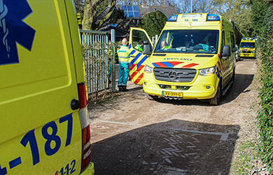 Ambulance spoedrit naar Pol. in Arnhem