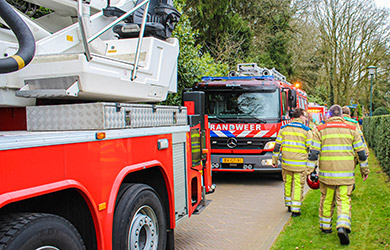 Zeer grote brand op Baden Powellweg in Loon