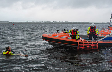 Hulpdiensten uitgerukt op Klokbekerkreek in Wassenaar